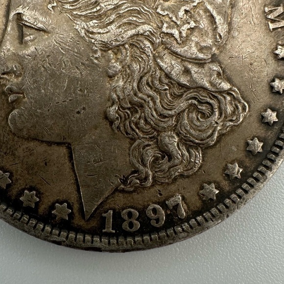 1897 Morgan Silver Dollar – 90% Silver – Philadelphia Mint – Vintage U.S. Coin - Picture 5 of 12
